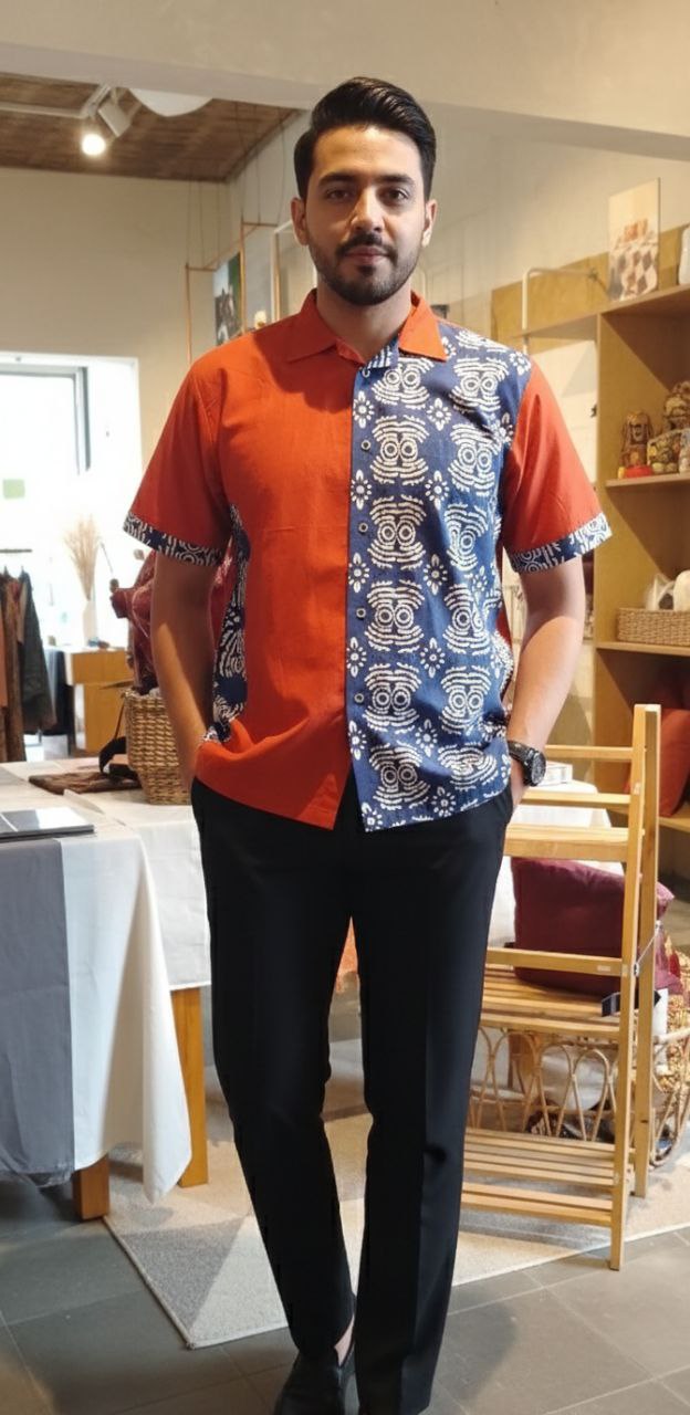 Kebaya Batik Wanita motif Megamendung